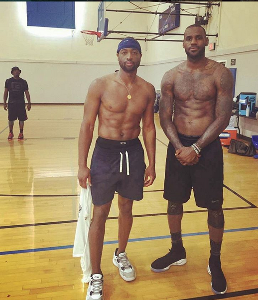 击打底角 击打底角