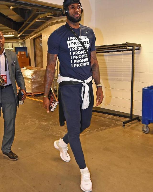 灯光故障 灯光故障