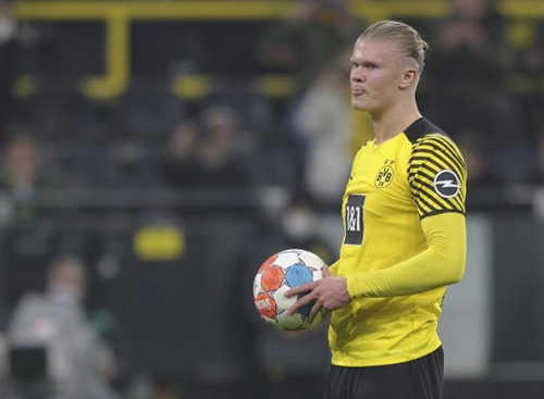 紧随其后的 紧随其后的